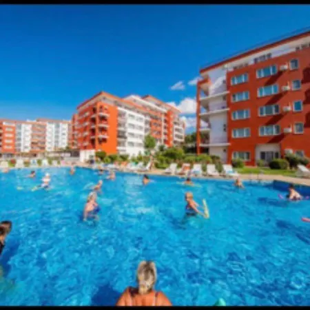 2-Комнатные Апартаменты У Моря 10 Бассейнов Crown Fort Noks * Szveti Vlasz