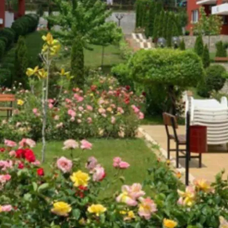 2-Комнатные Апартаменты У Моря 10 Бассейнов Crown Fort Noks Apartman Szveti Vlasz