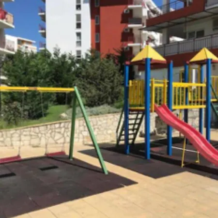 2-Комнатные Апартаменты У Моря 10 Бассейнов Crown Fort Noks Apartman *