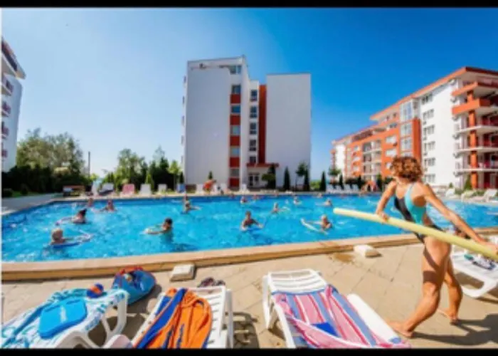 Appartement 2-комнатные у моря 10 бассейнов Crown Noks Sveti Vlas