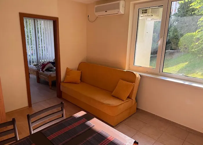 Appartement 2-комнатные у моря 10 бассейнов Crown Noks *