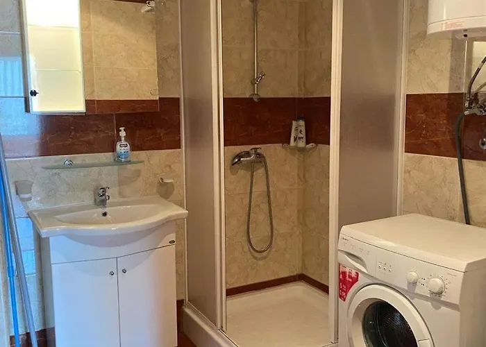 2-комнатные у моря 10 бассейнов Crown Noks Appartement *