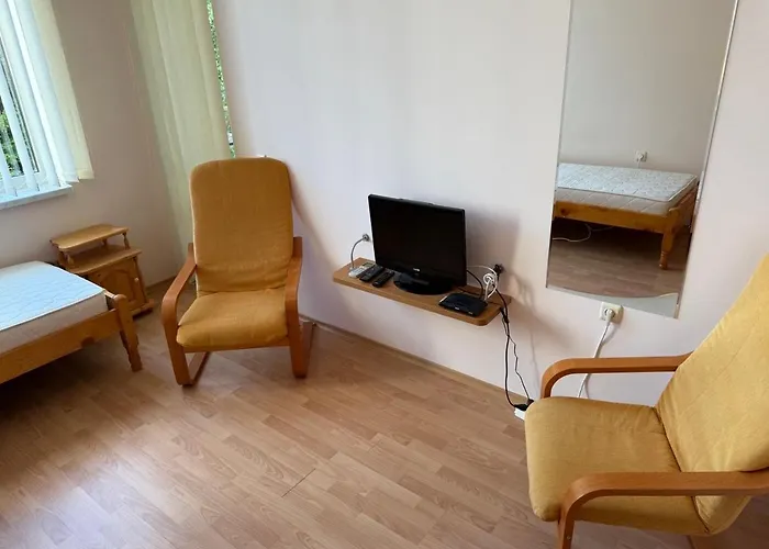 Apartment 2-комнатные у моря 10 бассейнов Crown Noks